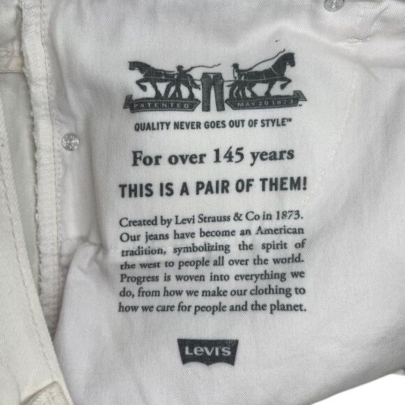 Levis Men's 511 Slim Cut Off White Distressed‎ Denim Shorts - Picture 7 of 10